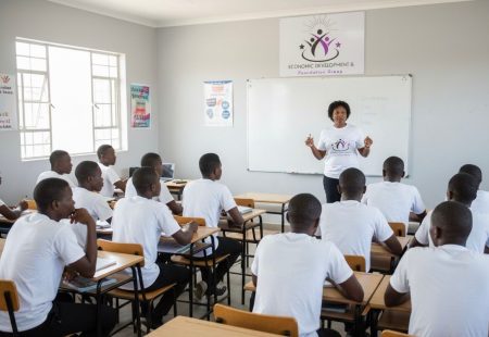 WhatsApp Image 2025-11-19 at 09.27.36